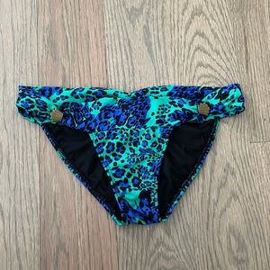 Sofia by Vix Leopard Bottoms